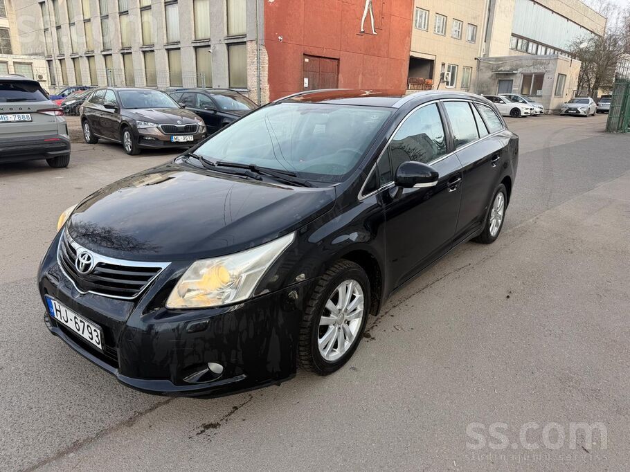 Toyota Pardod Toyota avensis 2009. gada 1.8 benzins, manu