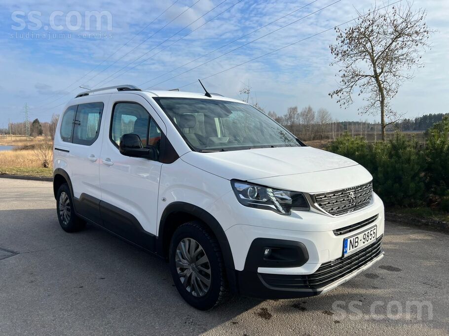 Peugeot Rifter izcilā tehniskā un vizuālā stāvoklī. Tikko veikta apkope Foru