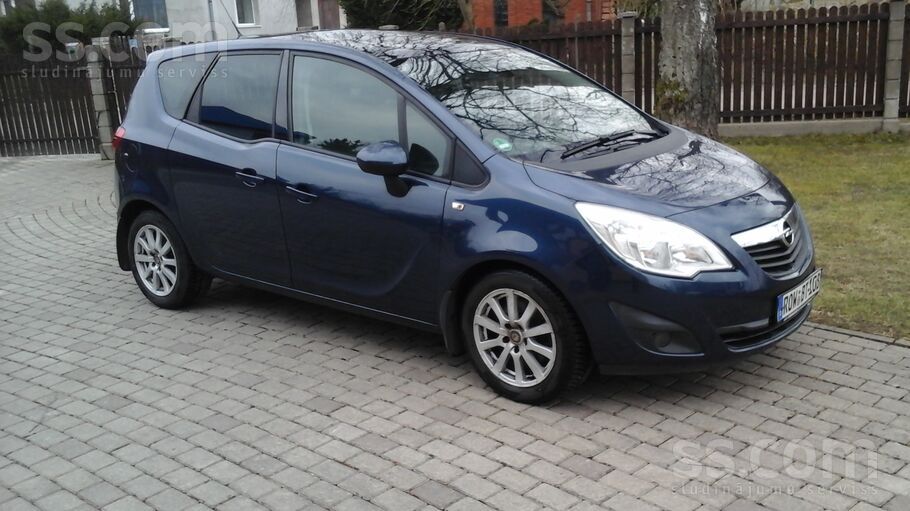 Opel Auto tikko no Vācijas, Latvijā nav reğistrĕta, nav