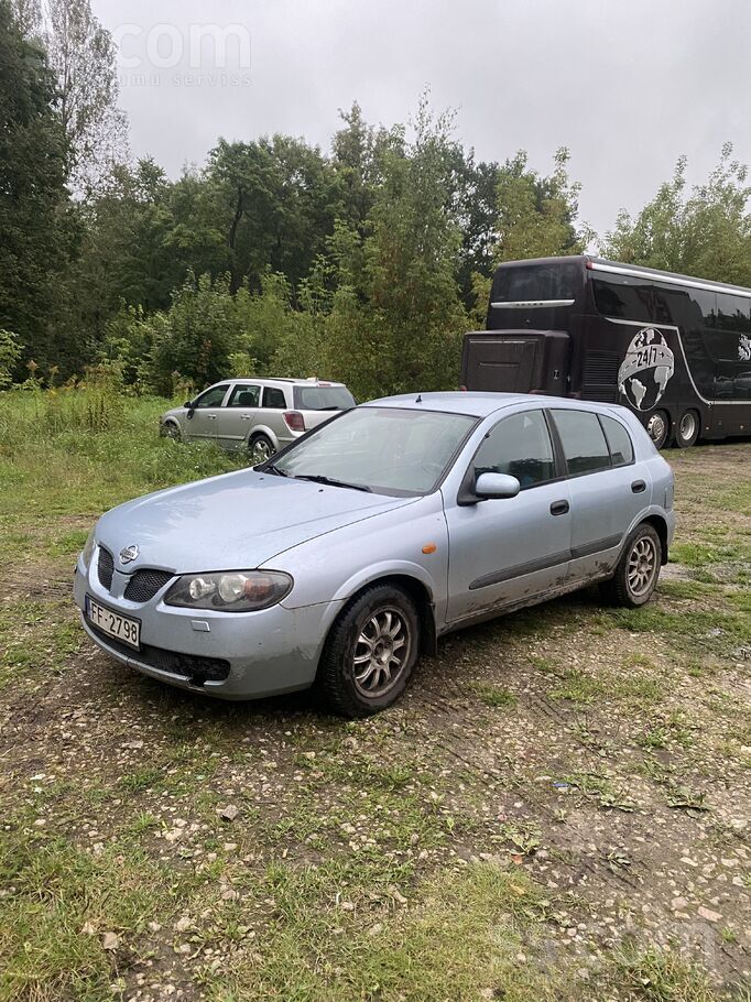 Nissan Almera 2004 
1.5 бензин 
178 000 пробег 
5 ст механика 
На ходу
