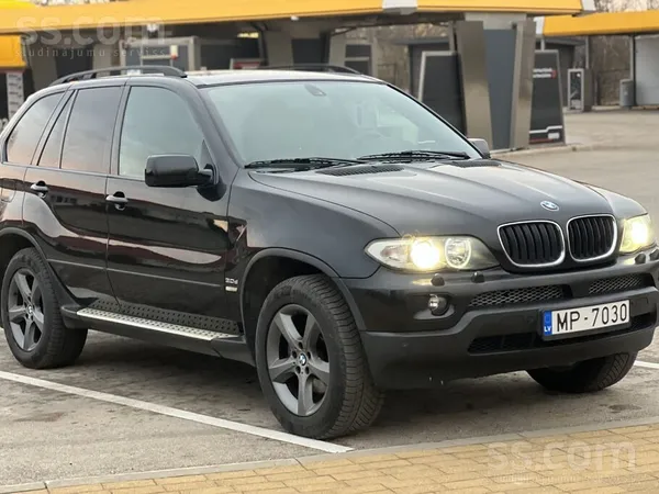 BMW Pārdodu BMW X5, pilnpiedziņa, auto labā tehniskā u