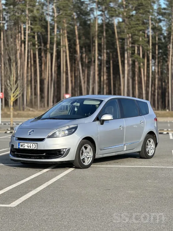Renault Pārdod Renault Grand Scenic 1.5 dCi 2012.
