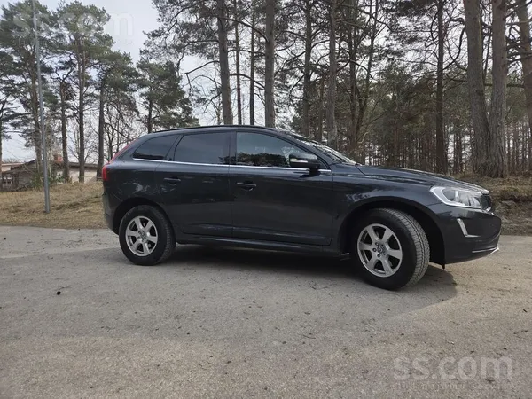 Volvo Volvo Xc60 2.0 d. 5 цилиндров. Чёрный потолок, 2 к
