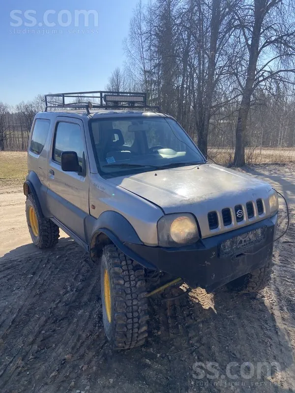 Suzuki Rūsas maz. Aizmugures tiltam jauni gultņi un bremz
