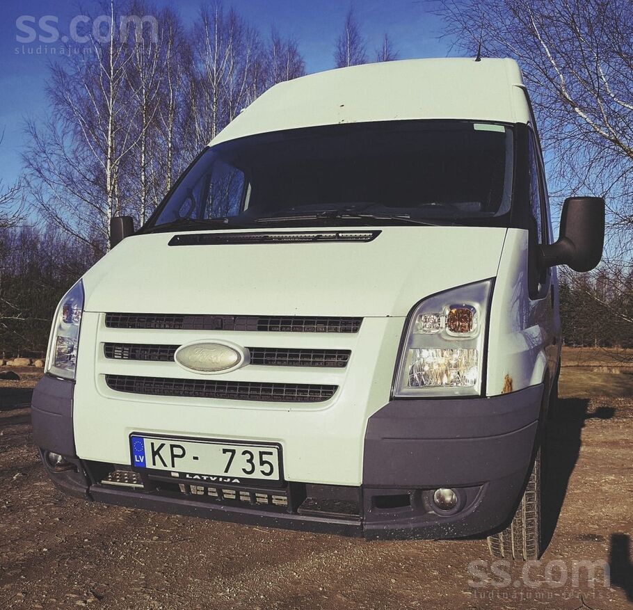 Ford Pārdodu Ford Transit 2.2 85kW Pilnā masa 3000Kg. 