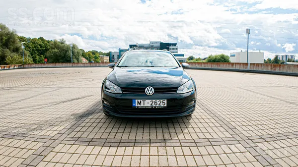 Volkswagen Pārdodu Volkswagen Golf 7, 2016. gads, 1.6 dīzelis