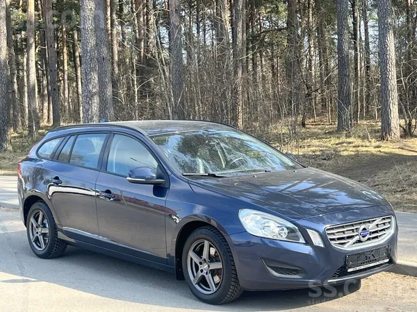 Volvo Volvo V60 tikko no Vācijas. 