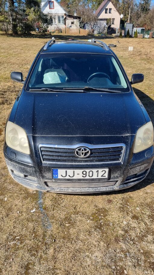Toyota Auto rūc un brauc. Noņemts no uzskaites, tehniskā 