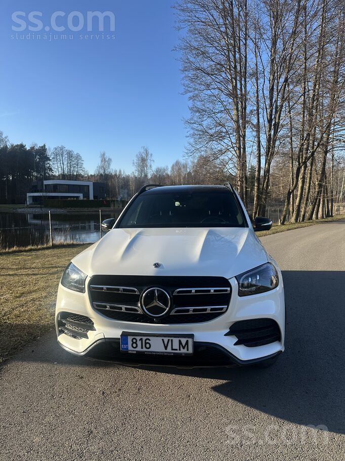 Pārdod Mercedes Benz Gls 400d 4Matic. Automobīlis ir aprīkots ar bagātīgu un