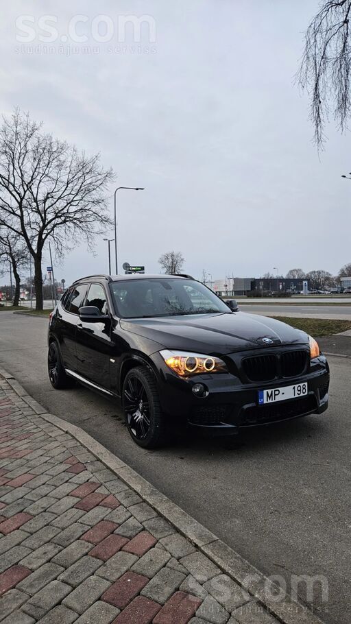 BMW Pardodu bmw x1 Sdrive 2012.g 2.0d ar manualo kārbu