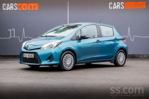 Toyota Toyota Yaris Hybrid ar 1.5 litru benzīna dzinēju u