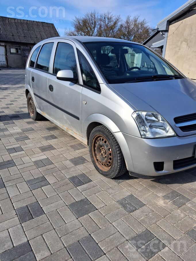 Opel Pārdodu Opel Meriva, tāda kāda ir, veca, bet ejoša