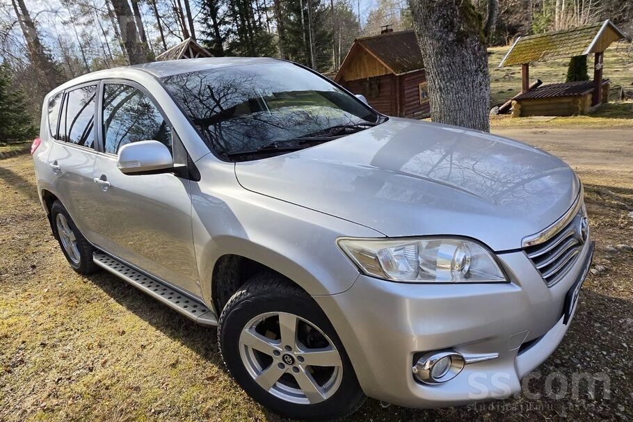 Toyota Auto labā tehniskā un vizuālā stāvoklī, nav sista 