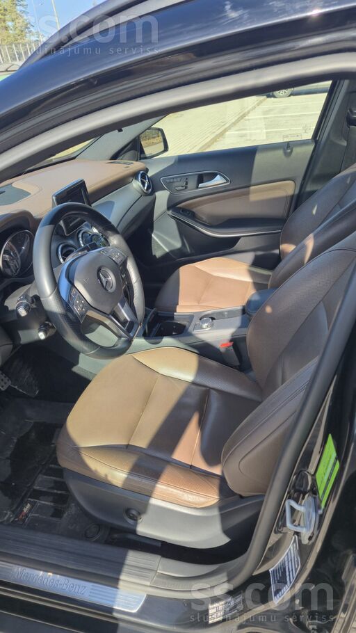 Mercedes Pārdodu auto. Tiko izgāja apkopi uz 200600km. Ļoti