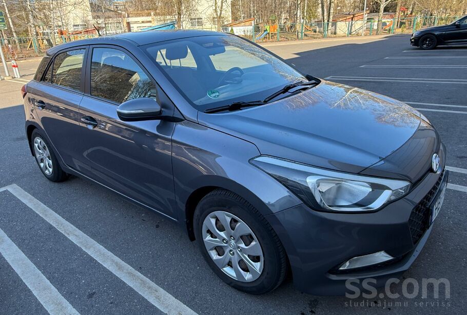 Hyundai Pārdodu Hyundai i20 (2016) – uzticams un ekonomisk