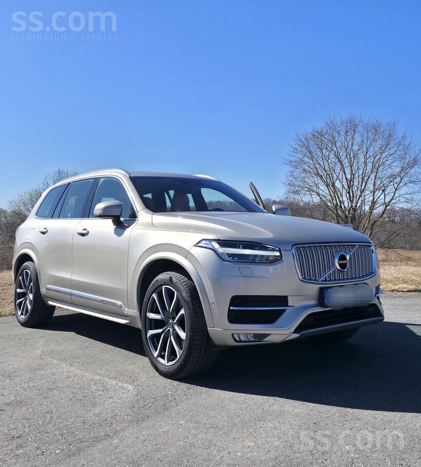 Volvo Pārdodam auto tehniskā teicamā stāvoklī. Auto pirk