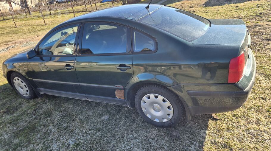Volkswagen Vizuāli un tehniski defekti, bet ejošs. Motors lab