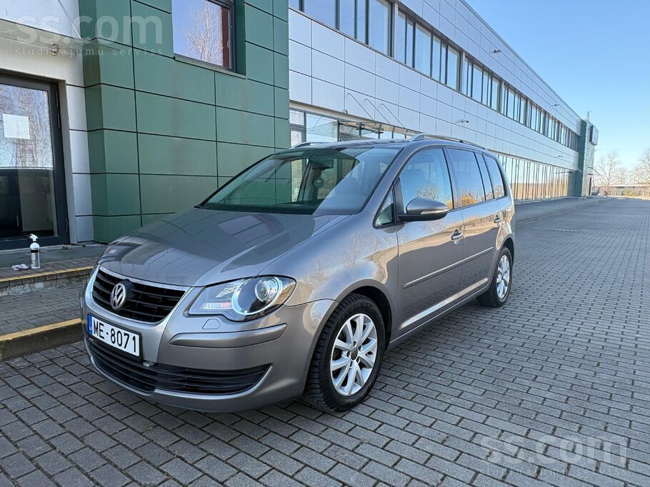 Volkswagen Pārdodu uzticamu un ekonomisku Volkswagen Touran a