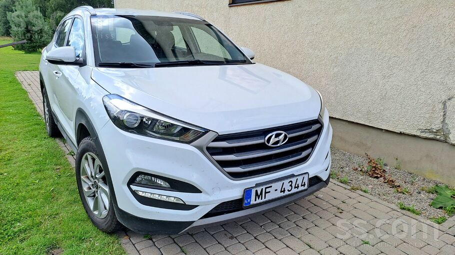 Pārdod Hyundai Tucson 1.7d.
Auto ļoti ekonomisks.
Jaunas M+S riepas. .