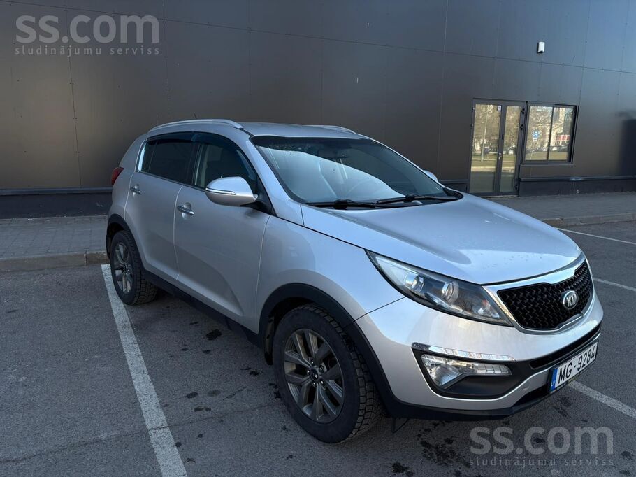 Kia Sportage 85kw, Fwd, labā tehniskā un vizuālā stāvoklī. Auto kopts un uzt