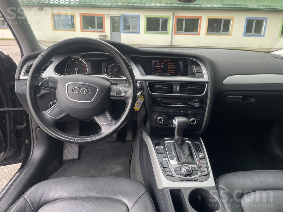 Pàrdod Audi A4 2.0 dīzelis 2015.gada. Cela nodoklis samaksàts. Elektriskie k