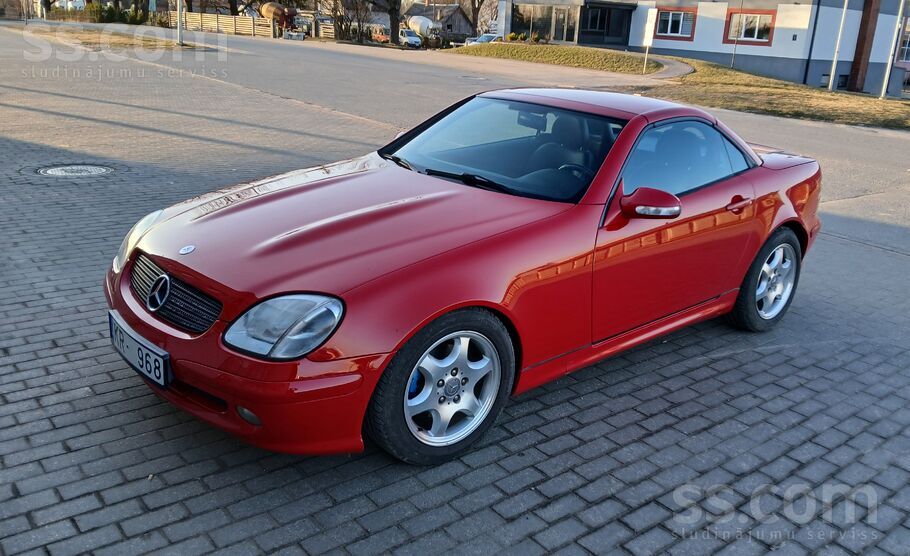 Mercedes Mercedes Benz Slk200 kabriolets Ferrari sarkanā kr
