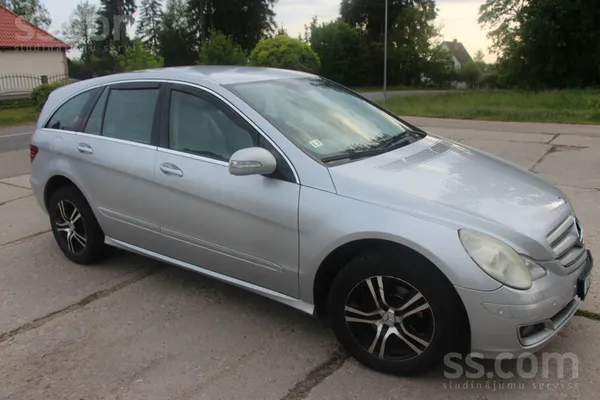 Mercedes 2006 gada Mercedes Benz R320 160kw dīzelis, 6 sēdv