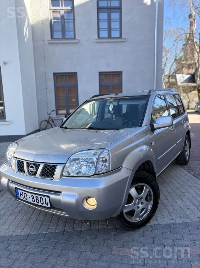 Nissan Nissan X-Trail.