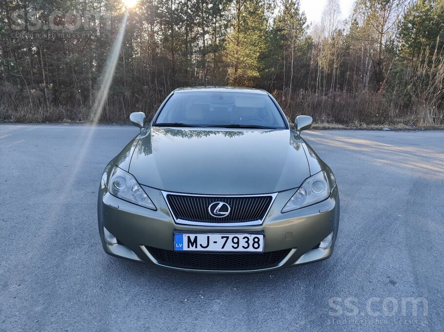 Lexus Steidzami. Lexus IS 250 Luxury 2006, 242 160 km, p