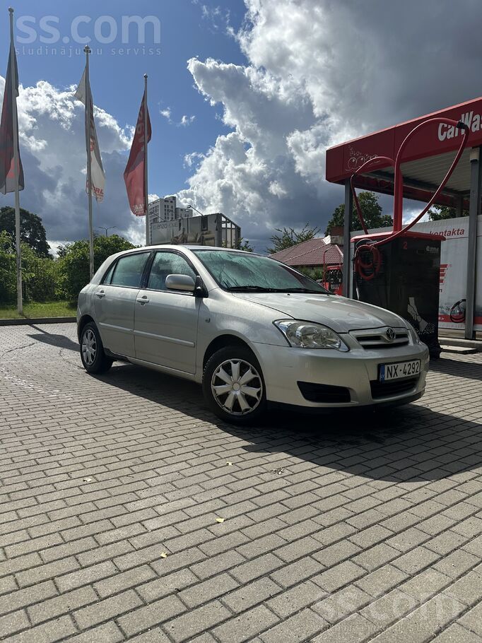 Toyota Sakarā ar jauna auto iegādi, tiek tirgota Toyota C