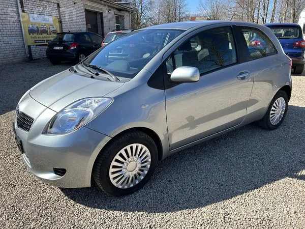 Toyota Toyota Yaris 1.3, 64 kw, 30.04.2007.g.