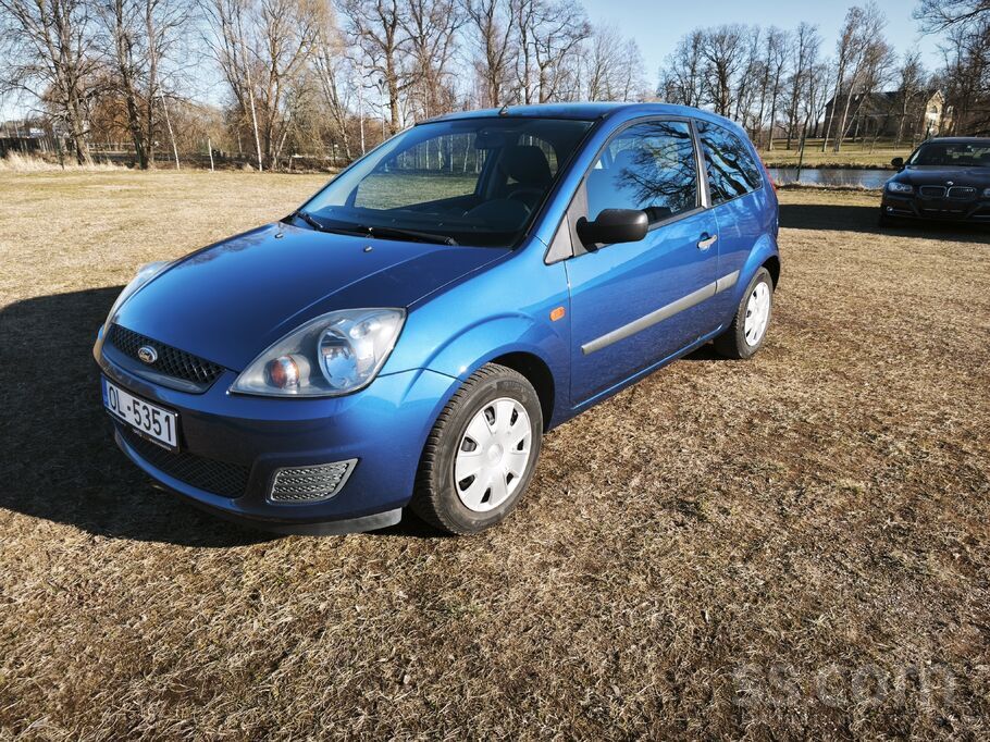 Ford Ford Fiesta 1, 3 Benzīns ar 51kw. 69zs.