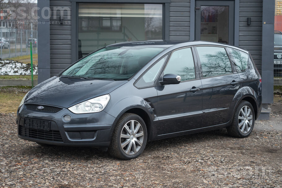 Ford No Nīderlandes Ford S-Max 2.0 benzīns 107 kW. Tehn