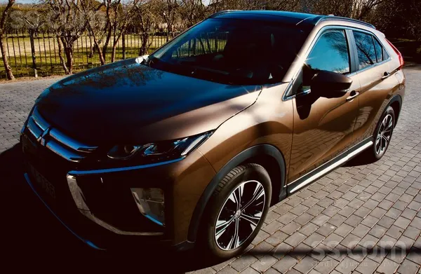 Mitsubishi Pārdod Mitsubishi Eclipse Cross. 4x4. Visas ekstra
