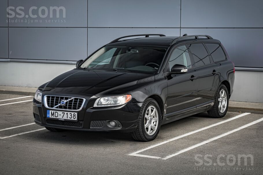 Volvo Volvo V70 2.4 dīzelis, Automāts. 