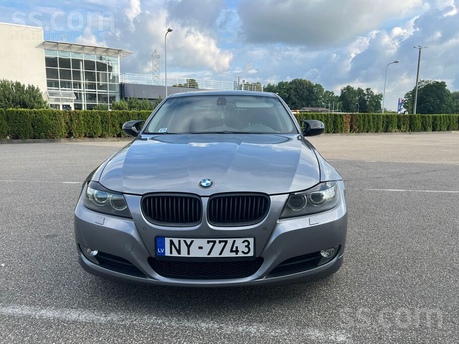 BMW Машина вложений не требует, экология на месте, дым