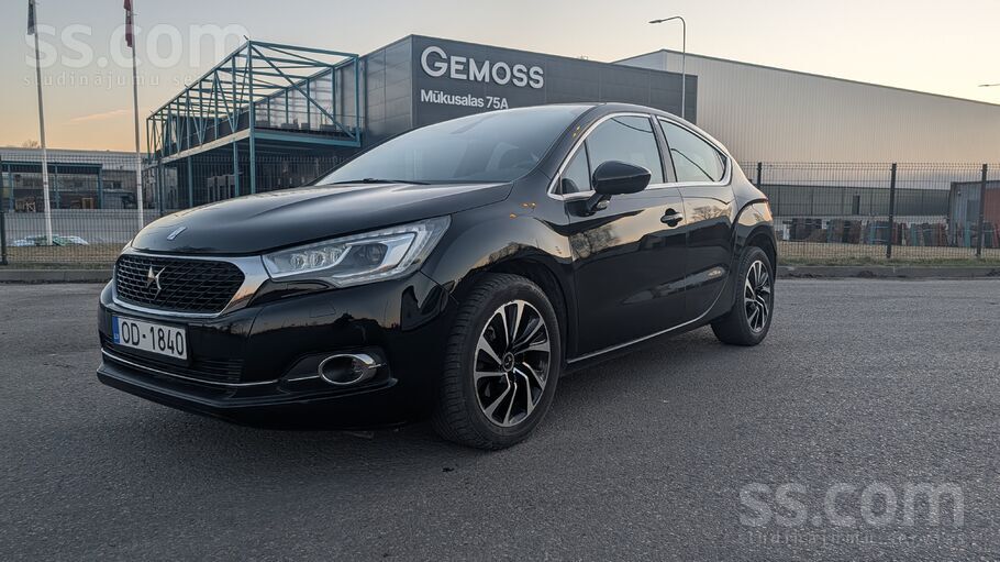 Ds4, ievests no Francijas, ekonomisks, paklausīgs, komfortabls auto labā stā
