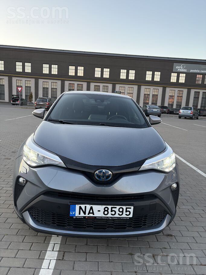 Toyota Toyota C-Hr Hybrid Crossover 1.8 Hybrid Style Plus