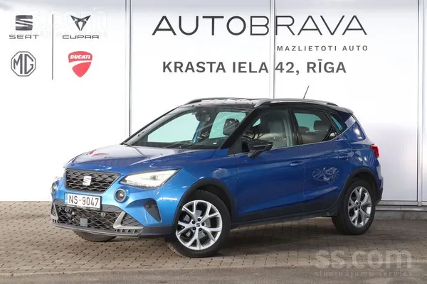 Piedāvājam Seat Arona FR. 1.0Tsi benzīna dzinējs. 81Kw/110Zs. Automātiskā pā
