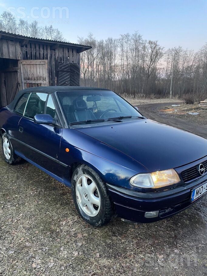Opel Pārdodu Opel Astra Cabrio 