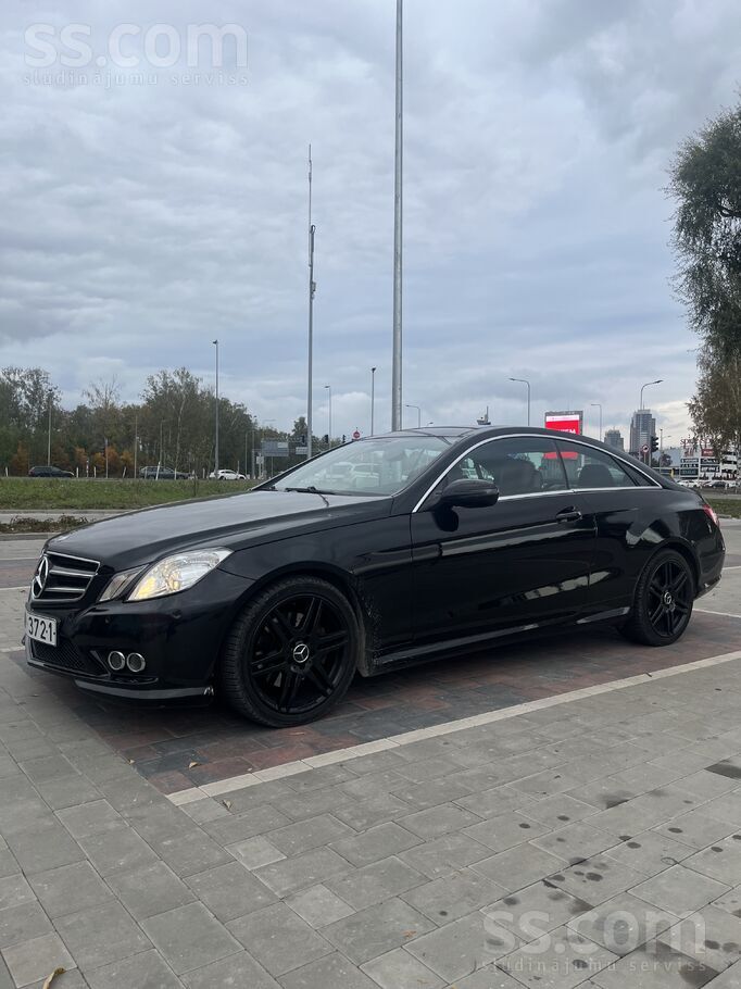 Mercedes 2.2 Cdi (150kw) Amg komplektācija. Auto ļoti labā 