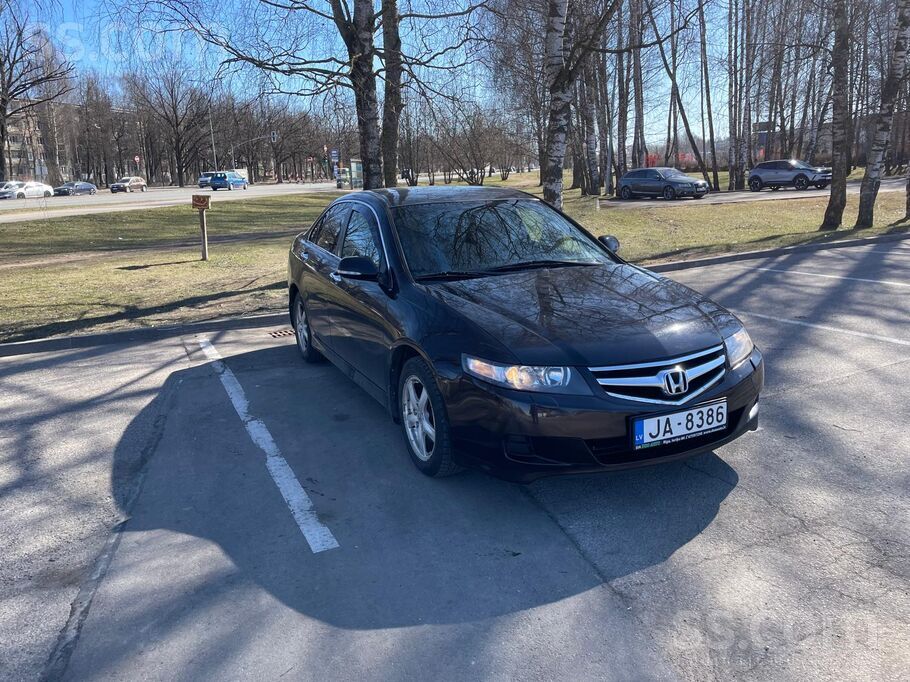 Honda Honda Accord 2.0i-114kw Laba tehniska stavokli, vi
