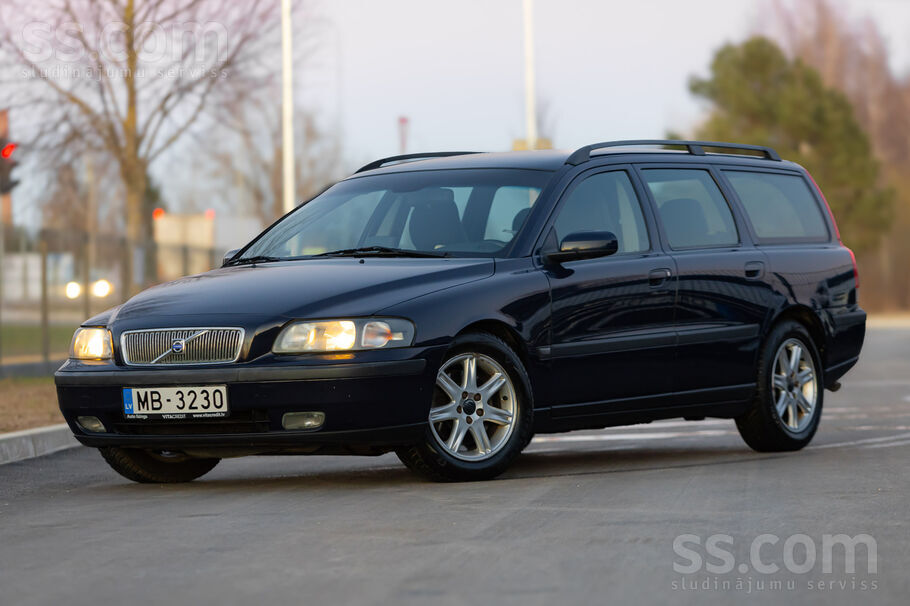 Volvo Volvo V70, 2.4d, 120 kw , mehānika, labā stāvoklī 