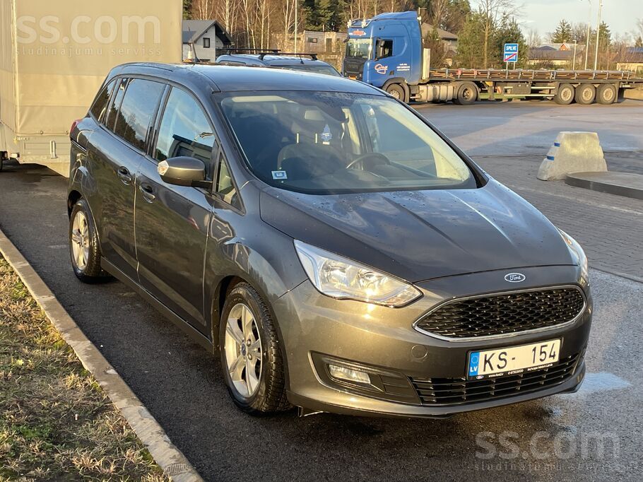 Ford Auto nav ideālā, bet ļoti labā stāvoklī. Neliels n