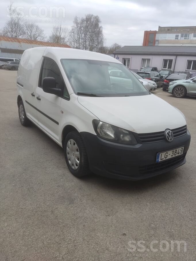 Sakarā ar jaunas automašīnas iegādi, uzņēmums pārdod VW Caddy 1.6 Tdi, 75 kW