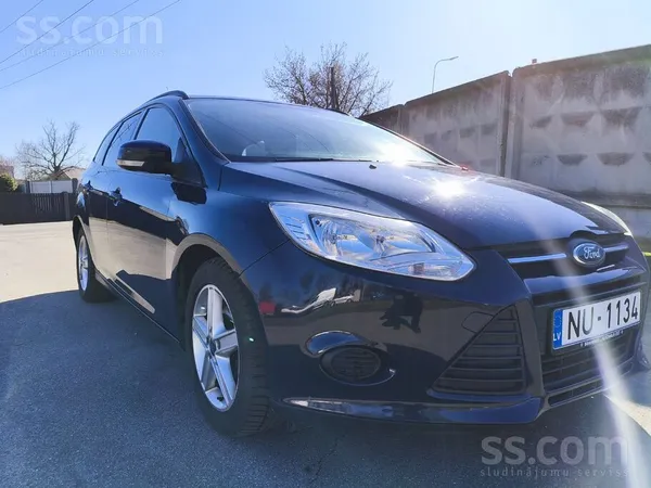 Ford Ford Focus 1.6tdci -70kw-95z. s. два года назад из