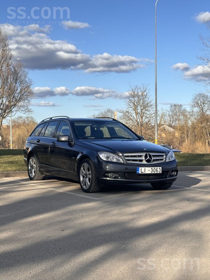 Mercedes Pārdodu Mercedes C220 Avantgarde.