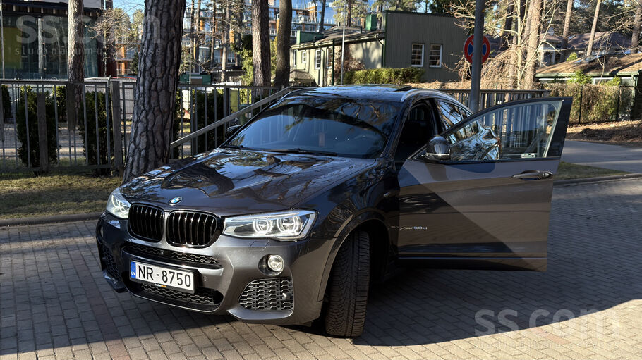BMW Продаёт владелец. Автомобиль полностью обслужен, с