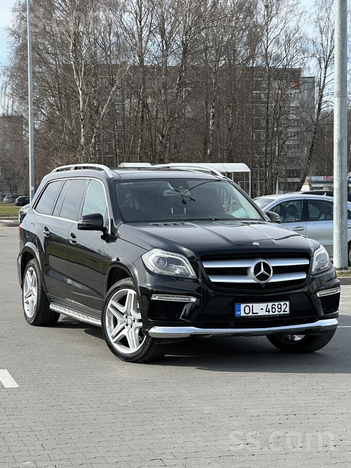 Gl350d Amg, ar Pvn, panorāma, webasto, ventilācija, 360 kamera, autopark, sē