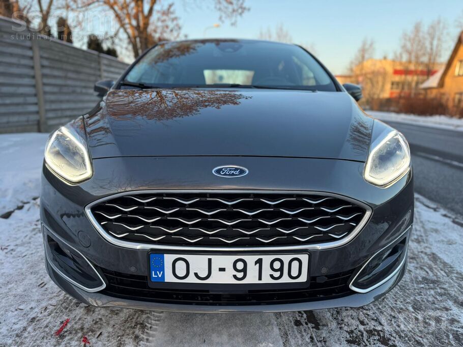 Vignale komplektācija, Apple Car Play/android auto, Top versija